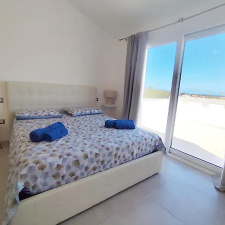 Con Piscina Vista Mare * Budoni